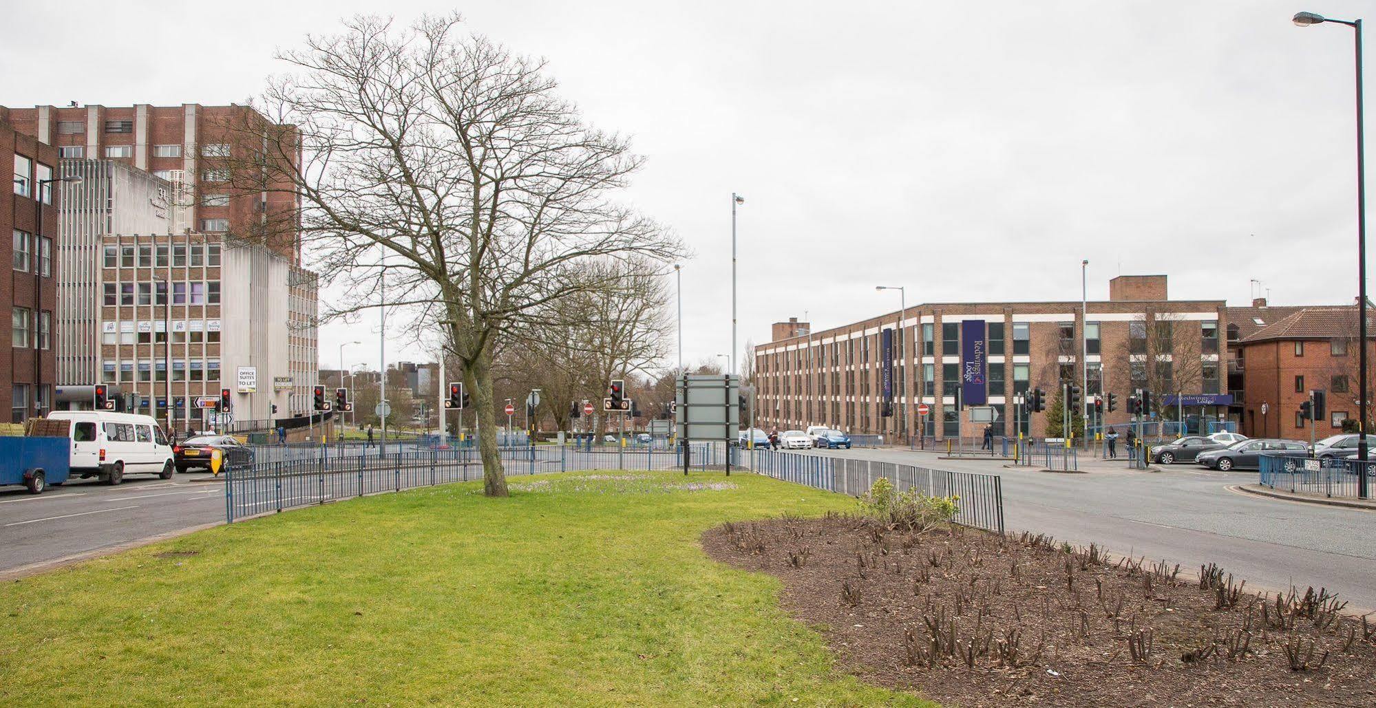 Redwings Lodge Wolverhampton Central Eksteriør billede