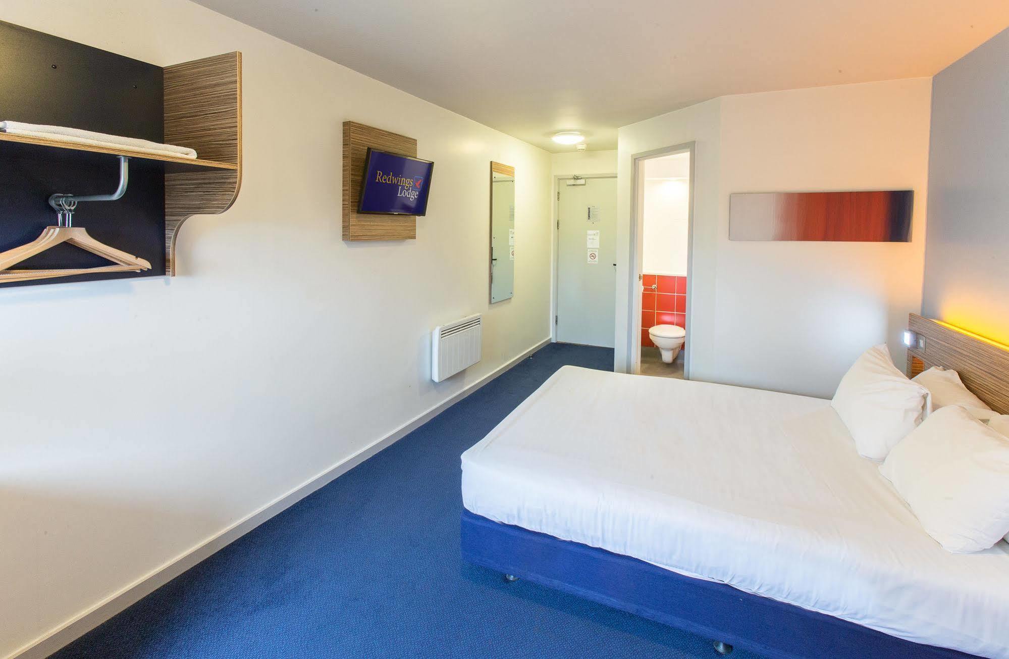 Redwings Lodge Wolverhampton Central Eksteriør billede